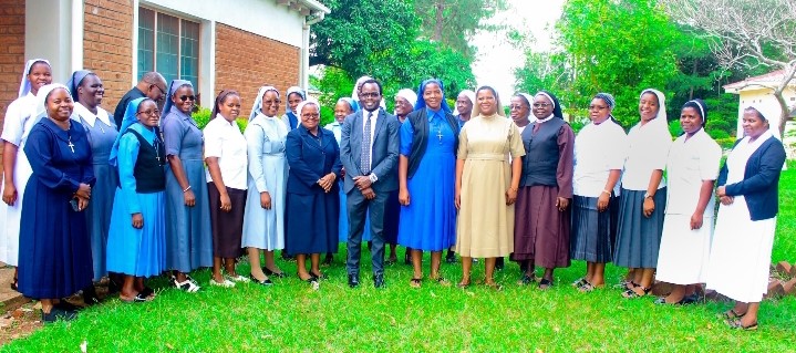 Sisters with the Lawyer in the process of establishing CERSMA